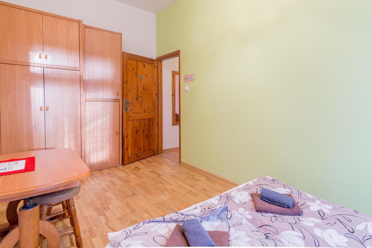 Room Near The Center Γκντανσκ Εξωτερικό φωτογραφία